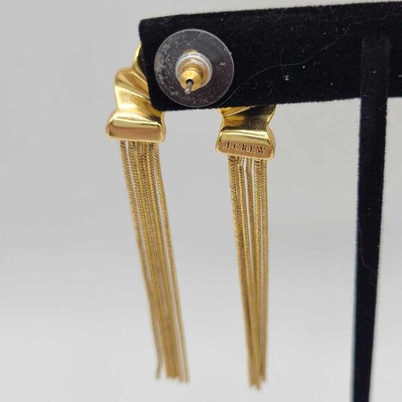 J Crew 3" Sculpted Gold Tone Fan Fringe Earrings NWOT! - Picture 4 of 8